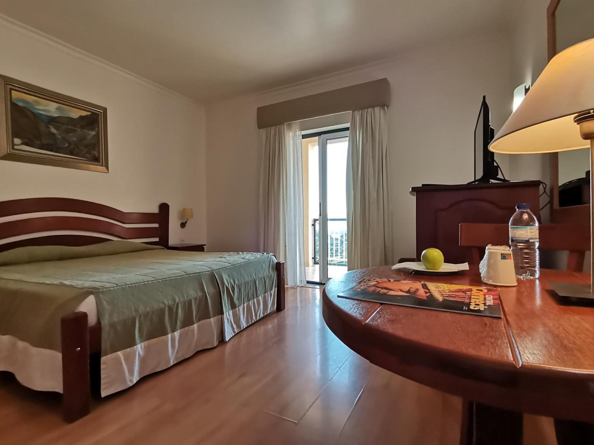 Hotel Quinta Dos Cedros Селорико да Бейра Екстериор снимка